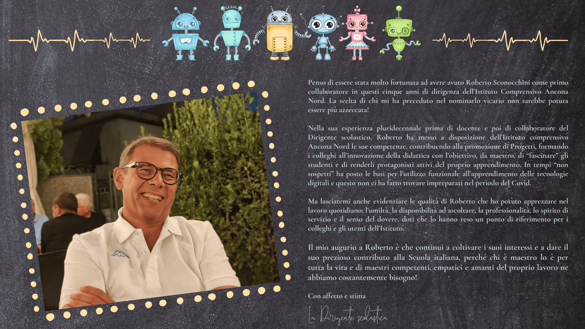 Ritratto di Roberto Sconocchini, pioniere della didattica digitale, sorridente e con occhiali, in un contesto informale.