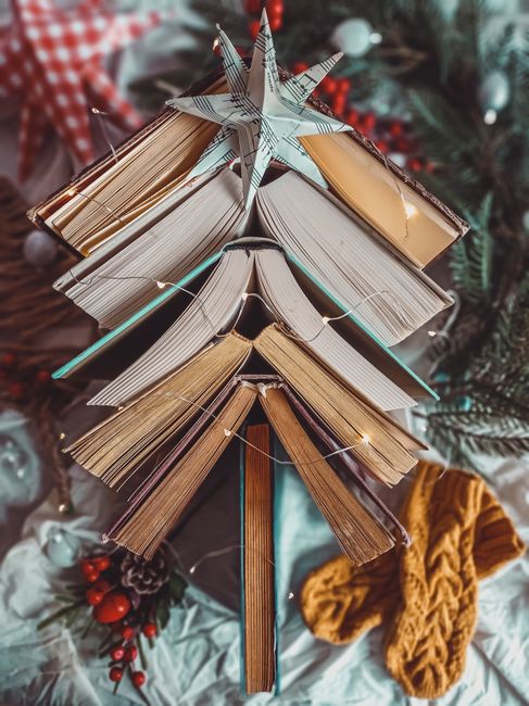 Oltre il "libro delle vacanze": il dibattito pedagogico sulla fine dei compiti estivi e il diritto allo svago