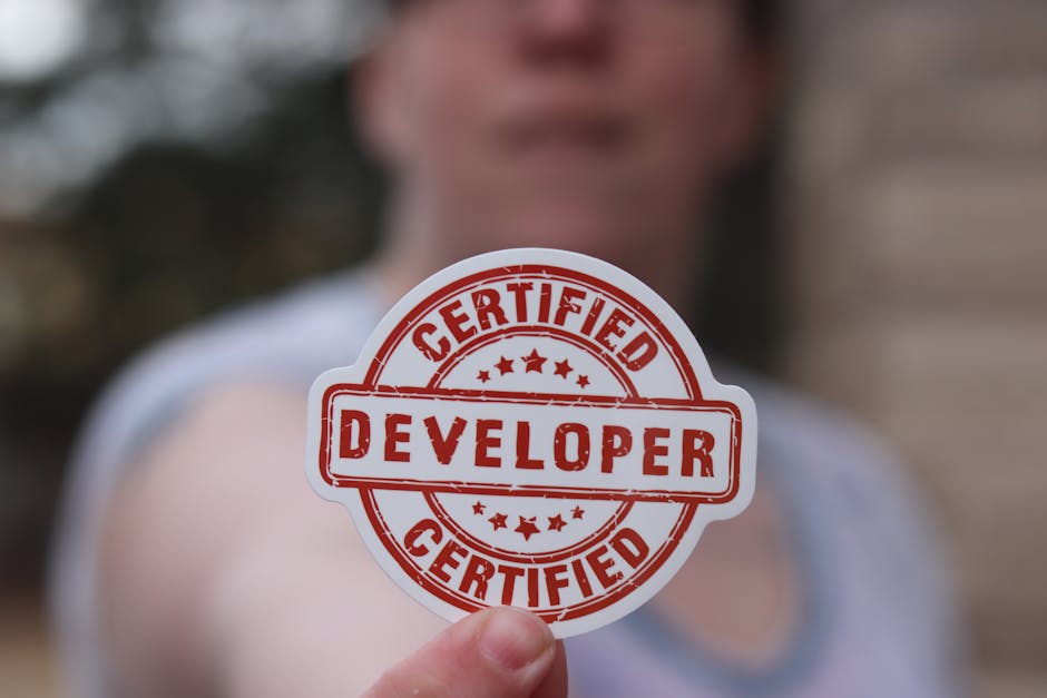 Adesivo Certified Developer, simbolo di competenza e titoli culturali nel contesto del GPS 2026 per l'accesso e il punteggio.
