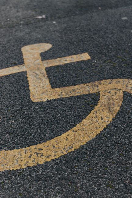 Il diritto all'inclusione non è negoziabile: il fronte legale contro i tagli all'assistenza scolastica