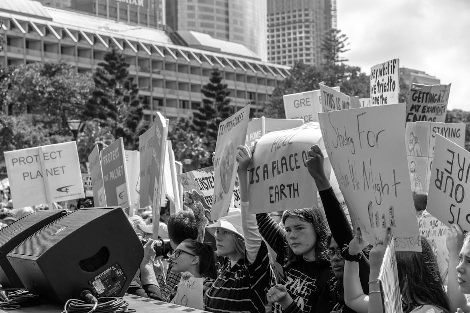 Australia vieta i social agli under 16: un’analisi critica