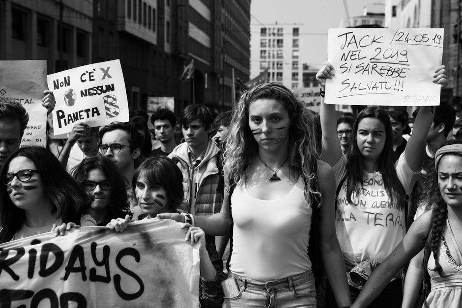 Crisi e proteste nelle scuole di Roma: tra inagibilità degli edifici e nuove norme sul tetto degli studenti stranieri