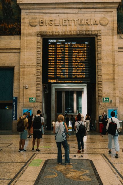 Oltre 15 milioni di partenze a giugno: l’estate italiana parte dalla scuola e muove 7,5 miliardi