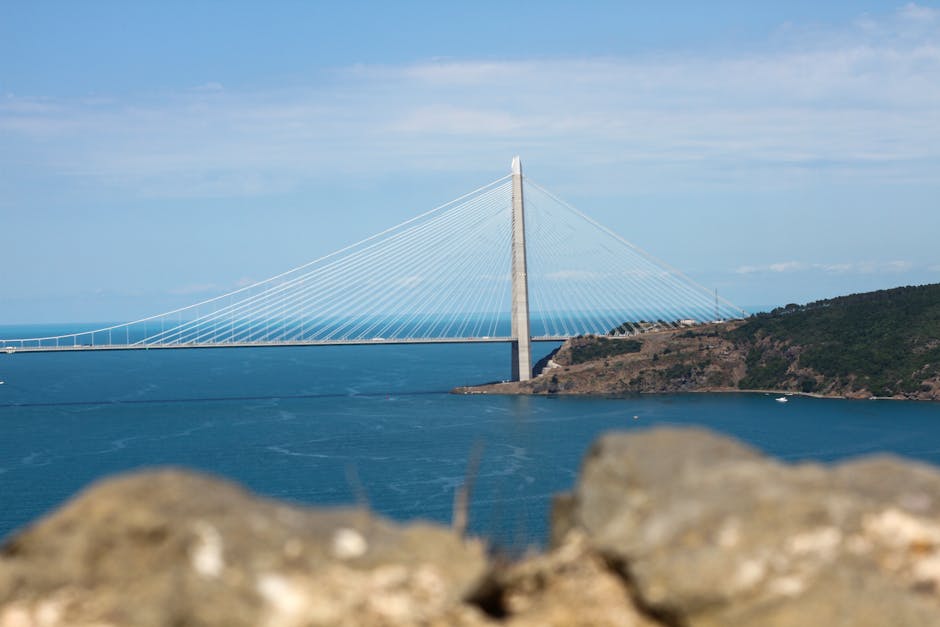 Conte propone destinare i 13,5 miliardi del Ponte sullo Stretto all’istruzione