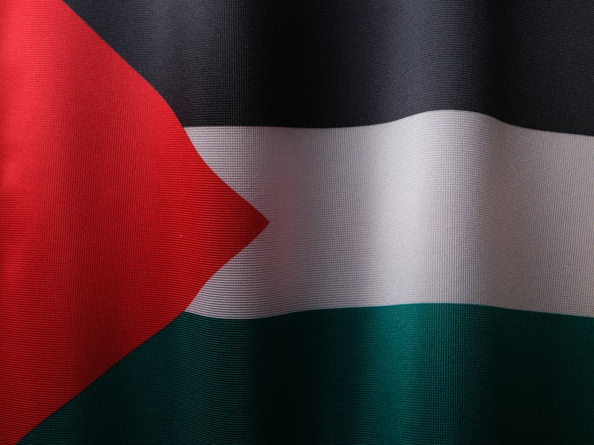 Bandiera palestinese simbolo di identità culturale e libertà, in riferimento a René Philombe, poeta e scrittore camerunese.