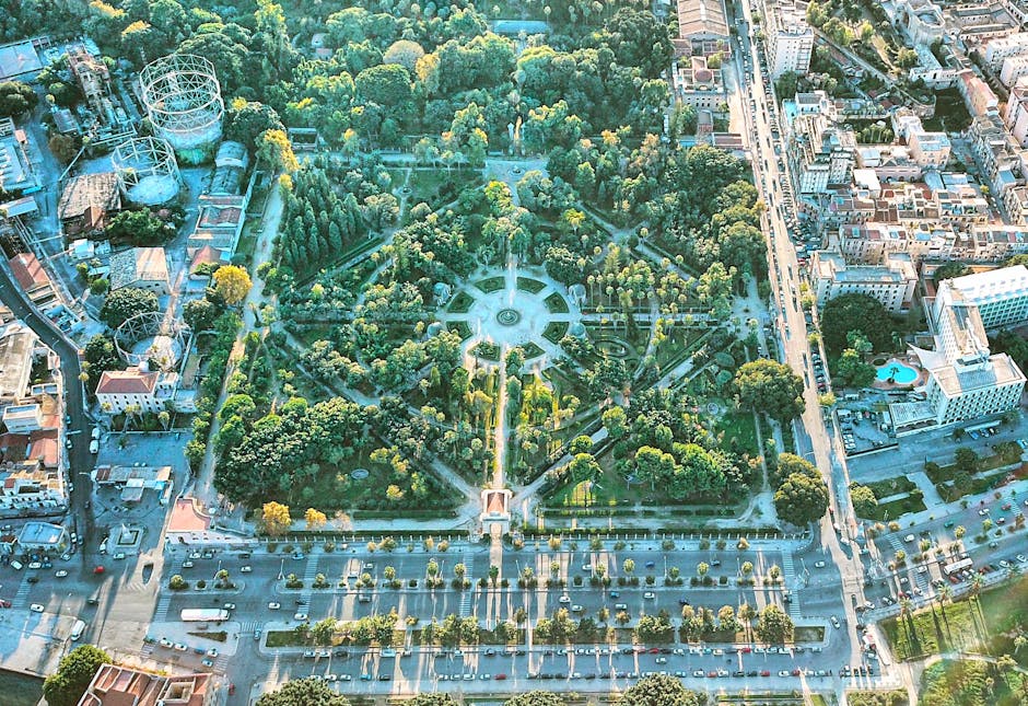 Vista aerea di Palermo con il Parco di Villa Giulia, un'oasi verde nel cuore della città, ideale per chi viaggia con il Sicilia Express.