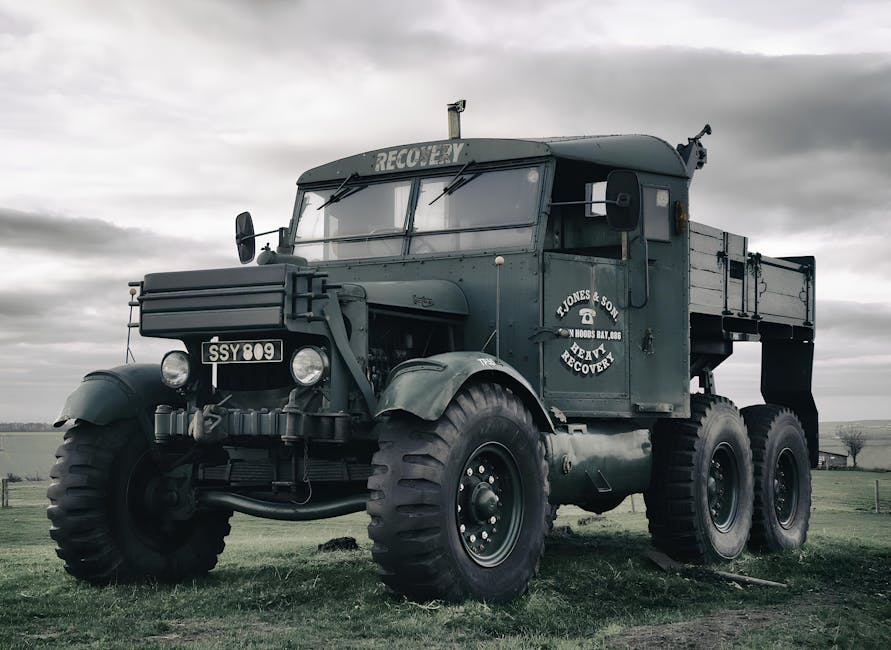 Camion di recupero militare della Seconda Guerra Mondiale, un veicolo cruciale per la logistica e la riparazione sul campo di battaglia.