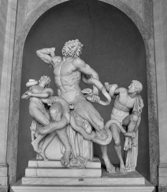 Gruppo del Laocoonte Musei Vaticani scultura in marmo che raffigura il sacerdote troiano e i suoi figli attaccati da serpenti marini