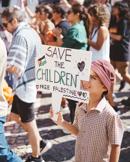 Save the Children contro il tetto agli alunni stranieri: l'appello al Governo