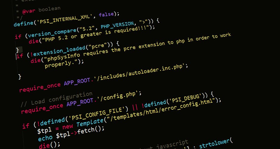 Codice sorgente PHP su sfondo scuro, metafora della programmazione e dell'eredità digitale nell'era dell'Intelligenza Artificiale.
