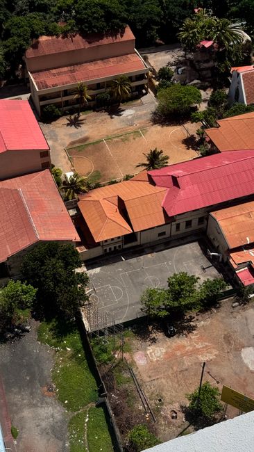 Il piano Valditara per la scuola superiore: verso la fine dei percorsi tecnici e il no alle classi differenziali