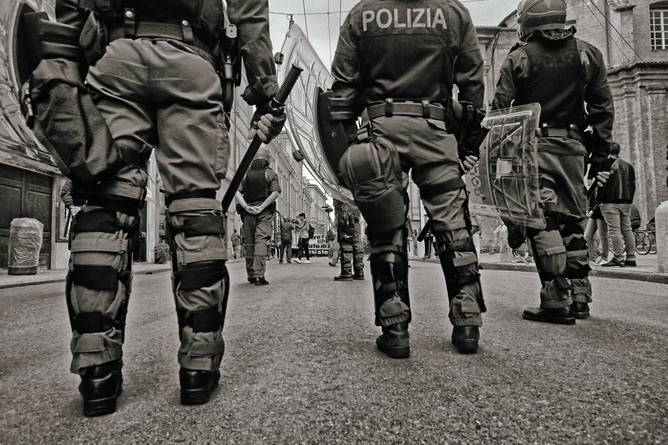 Oltre l'iperprotezione: l'appello di Vincenzo Schettini per una genitorialità basata sulla resilienza