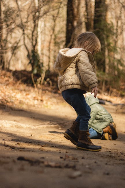 Famiglia nel bosco e allontanamento dei figli: lo scontro tra libertà educativa e intervento statale