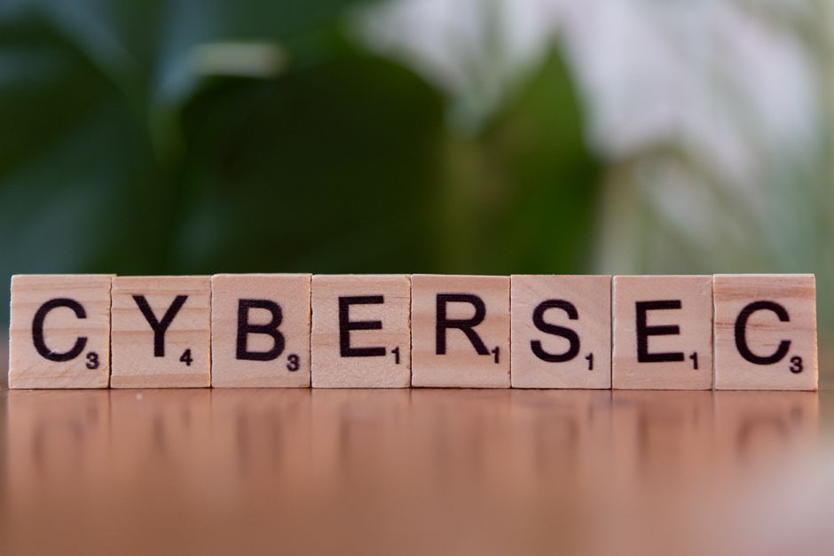 Educazione finanziaria e cybersecurity: webinar gratuito per docenti e dirigenti scolastici
