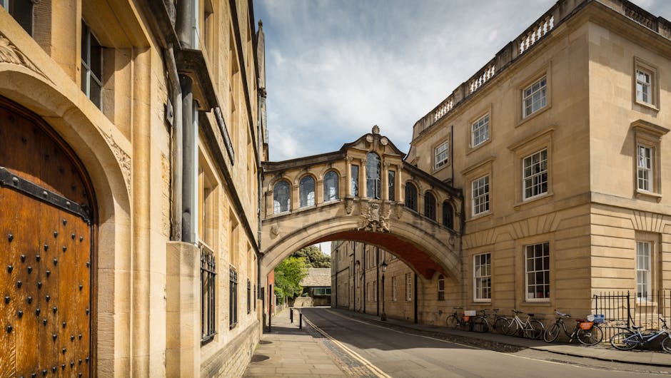 Ponte dei Sospiri di Oxford, esempio di opportunità per i giovani nel Servizio Civile Universale e nei concorsi scolastici con riserva di posti.