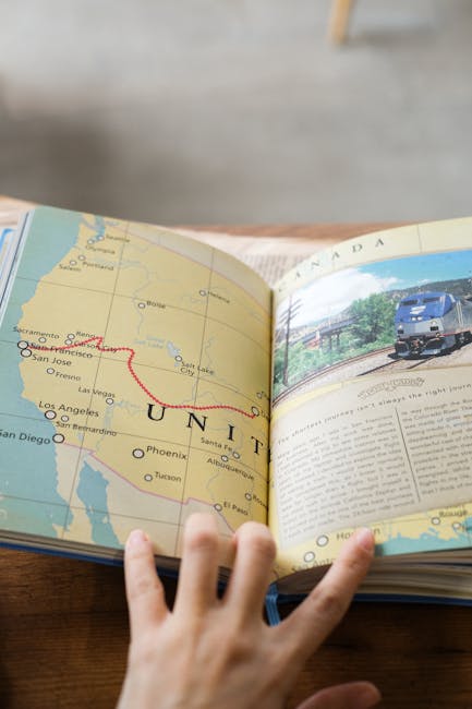 Mappa Stati Uniti in libro aperto con treno: metafora viaggio apprendimento lettura e scrittura
