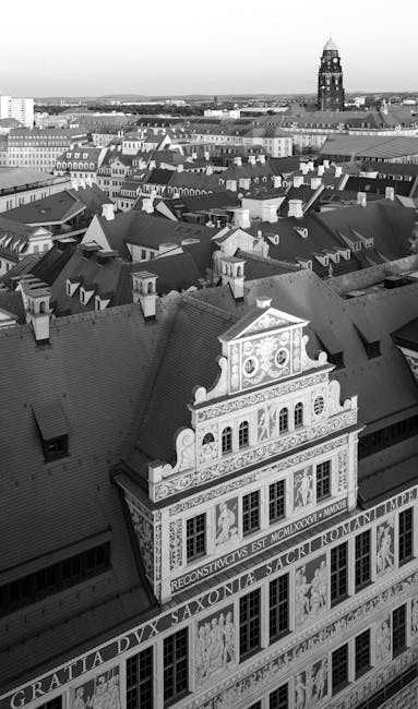 Vista aerea di Dresda in bianco e nero: ottimizza i tuoi investimenti con il rimborso delle rate anticipate.