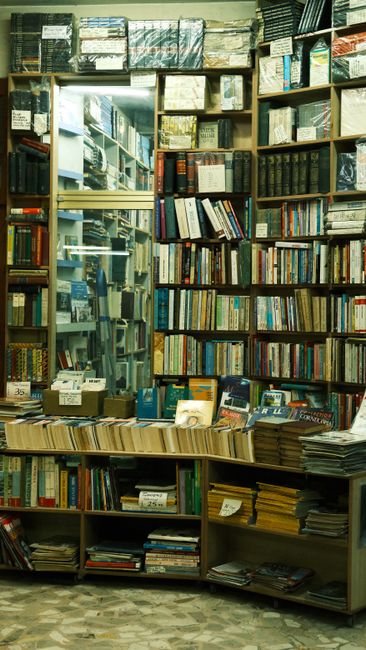 Nuove librerie under 35: il Ministero della Cultura attiva il bando da 4 milioni di euro per i giovani librai