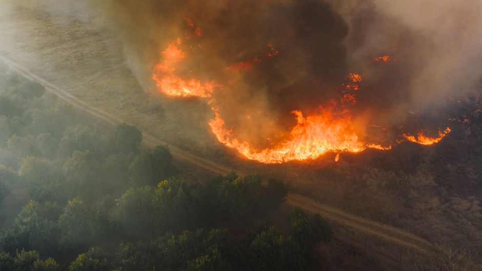 Gestione ondate di calore a settembre: guida e checklist per i dirigenti scolastici