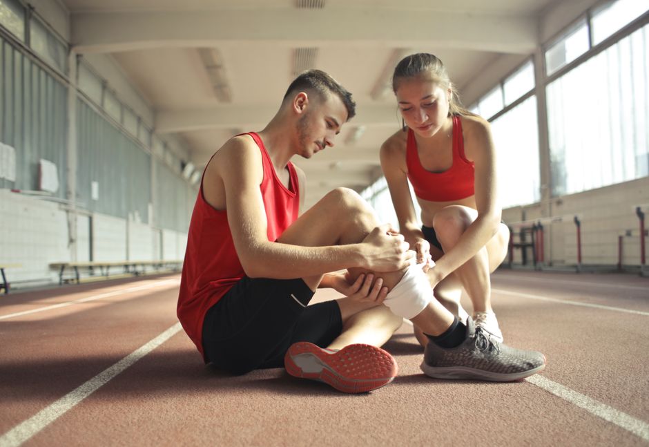 Infortunio in palestra durante l’ora di ginnastica: la sentenza del Tribunale di Lecce sulla responsabilità del Ministero