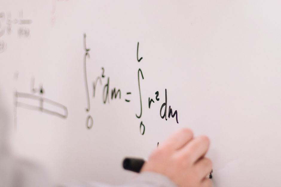 Liceo Matematico dal 2026/27: i dettagli della sperimentazione nazionale e l'impatto sui percorsi scolastici