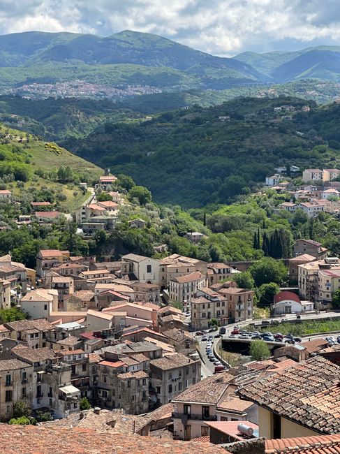 Ritorno a scuola in Calabria: il dato degli iscritti e la sfida demografica entro il 2028