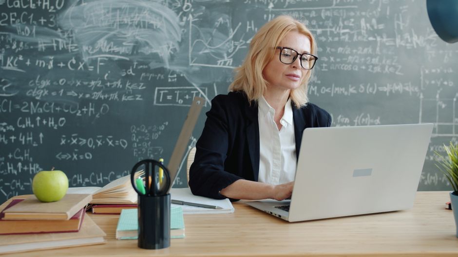 Abilitazioni per docenti: al via la III edizione dei percorsi 30 CFU ex art. 13