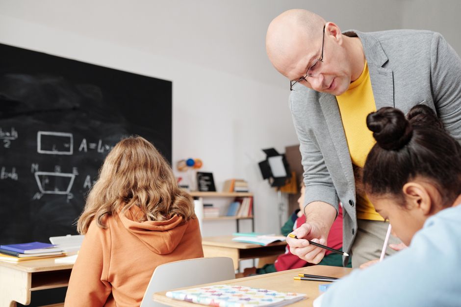 Riconferma docente sostegno 2026: basta la nominabilità su una qualsiasi classe di concorso? Il chiarimento — approfondimento e guida