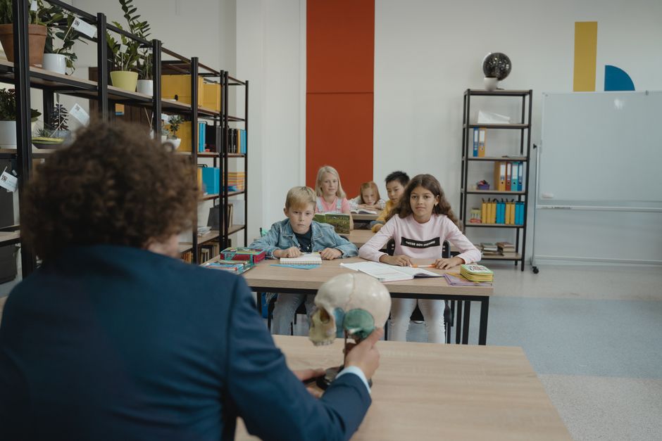 Scienze della Formazione primaria 2026/27: il MUR fissa il numero di posti e le nuove regole di accesso