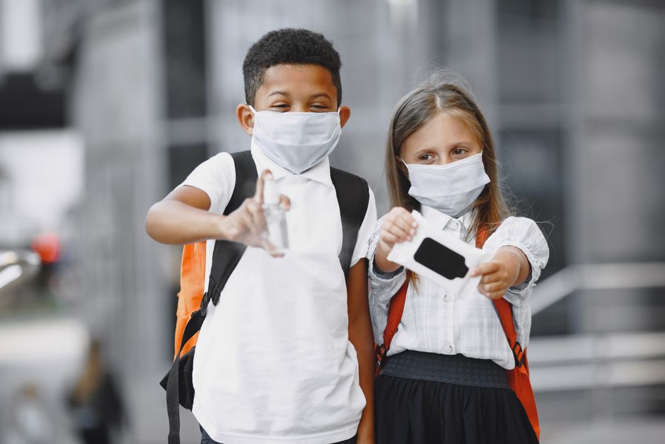 Rientro a scuola: le linee guida dei pediatri per il riadattamento dei bambini