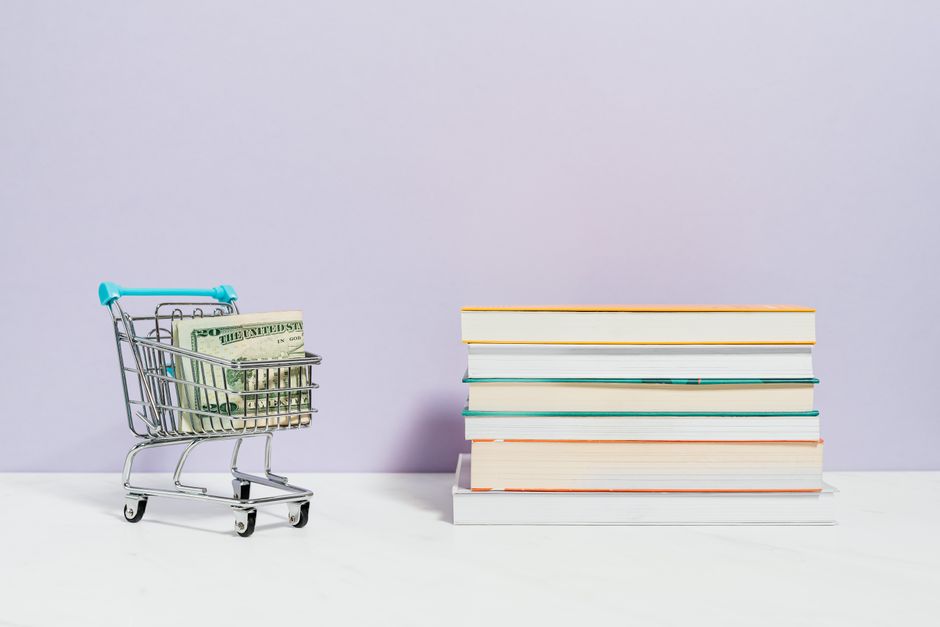 Costo corredo scolastico 2025: la spesa media per studente sale a 673,60 euro