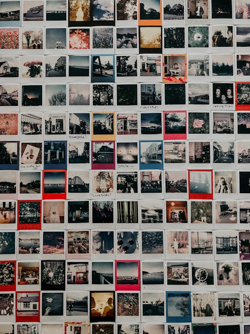 Collage di foto polaroid vintage: rappresentazione visiva della memoria e dell'ispirazione, evocando Mnemosine.