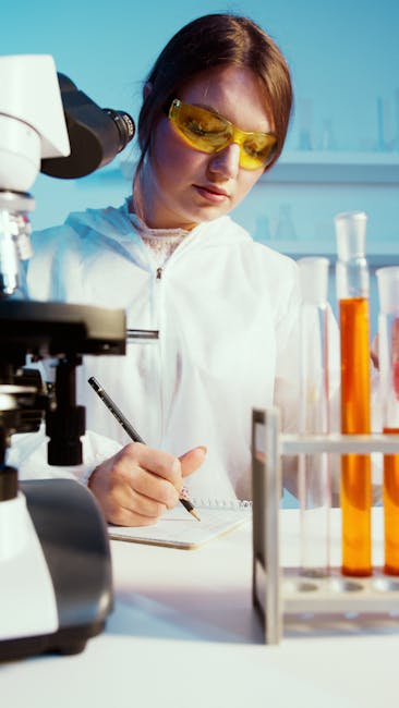 Studentessa di Ancona in laboratorio: ricerca scientifica e opportunità universitarie per il futuro degli studenti