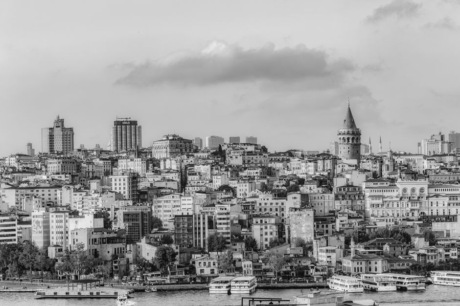 Violenza scolastica a Istanbul: il secondo attacco con coltelli in 24 ore scuote la Turchia