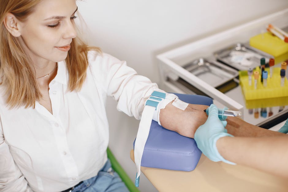 Prelievo del sangue a dipendente ATA: focus su visite mediche e terapie per il personale scolastico non docente