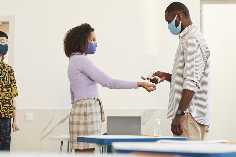 Roma donna trovata morta in un liceo: come gestire subito chiusura precauzionale e comunicazioni