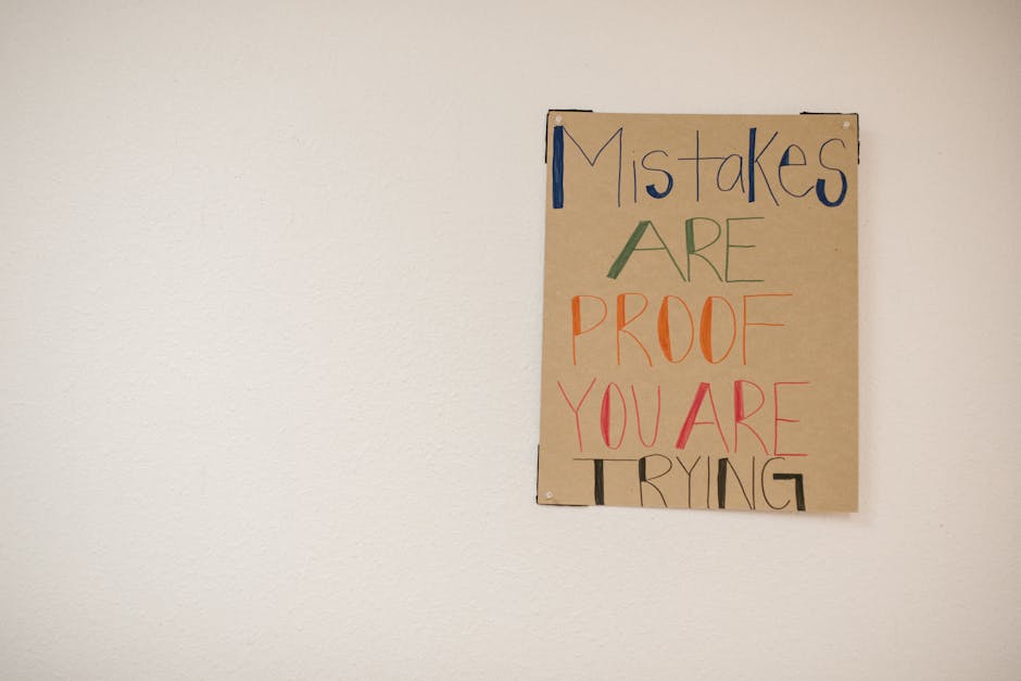 Poster motivazionale 'Gli errori sono la prova che ci stai provando' per superare stereotipi di genere e favorire crescita consapevole