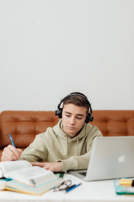 AscoltaMI: Psicologo gratuito online per studenti di terza media e primo biennio della scuola superiore