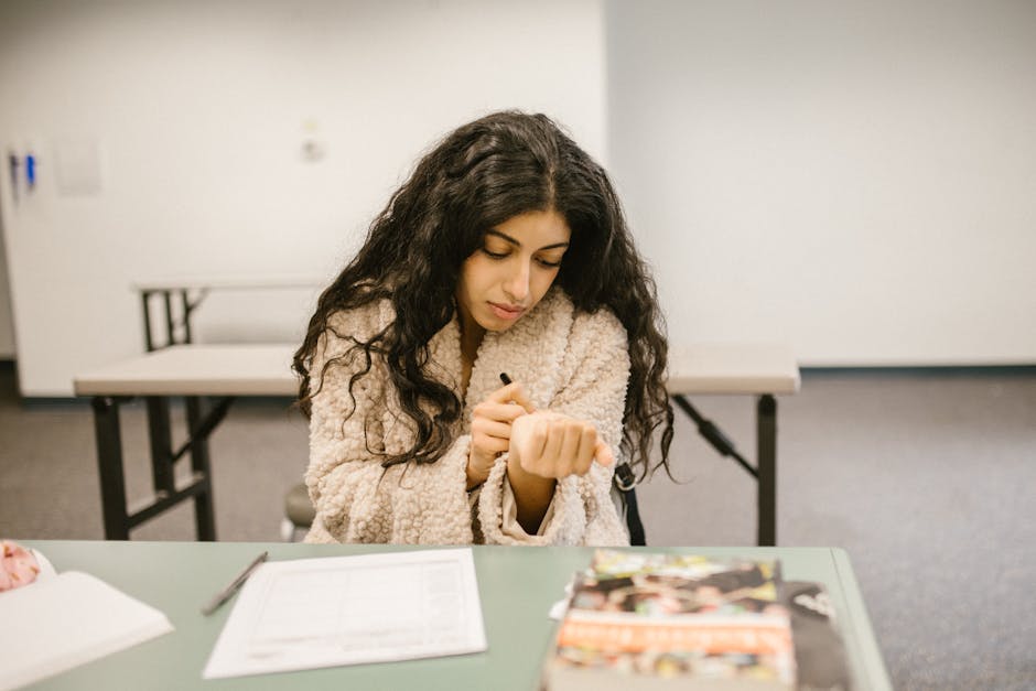Ex dirigente scolastica coinvolta in scandalo di truffe e falsificazioni legate ai test TFA