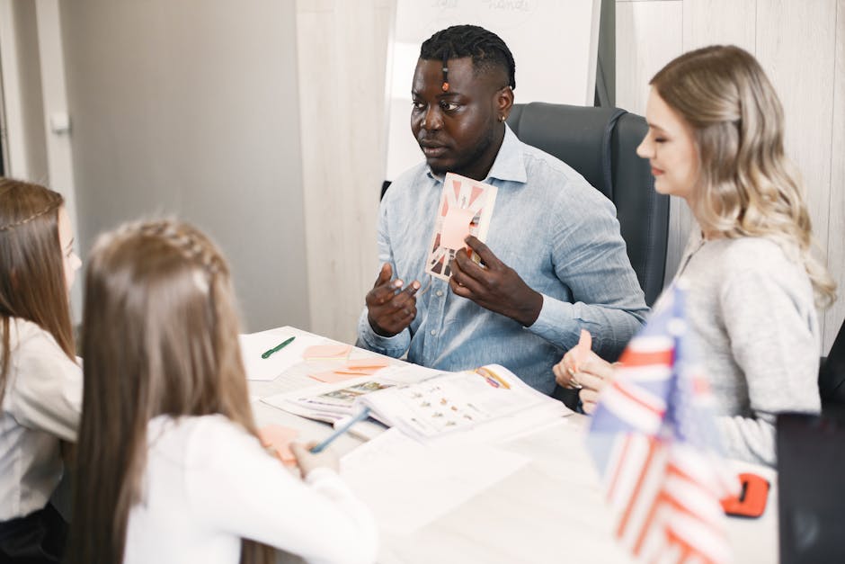 Docente spiega corso di lingua inglese all'estero con Carta del Docente 2026 a studenti, Giocamondo Study viaggi formativi e soggiorni studio.