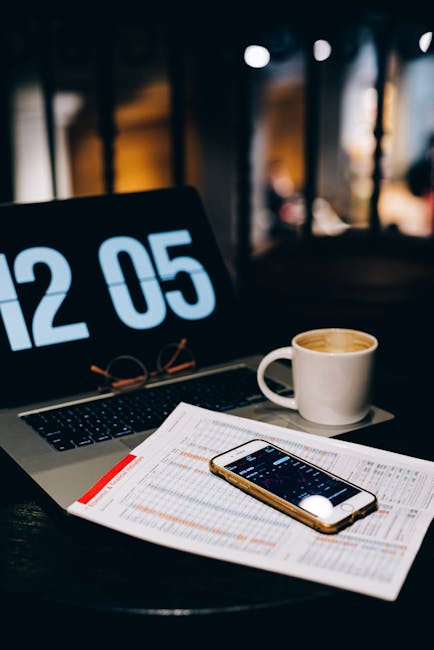 Sanzioni disciplinari e smartphone a scuola: 10 documenti in arrivo per gestione, aggiornamenti e regolamenti