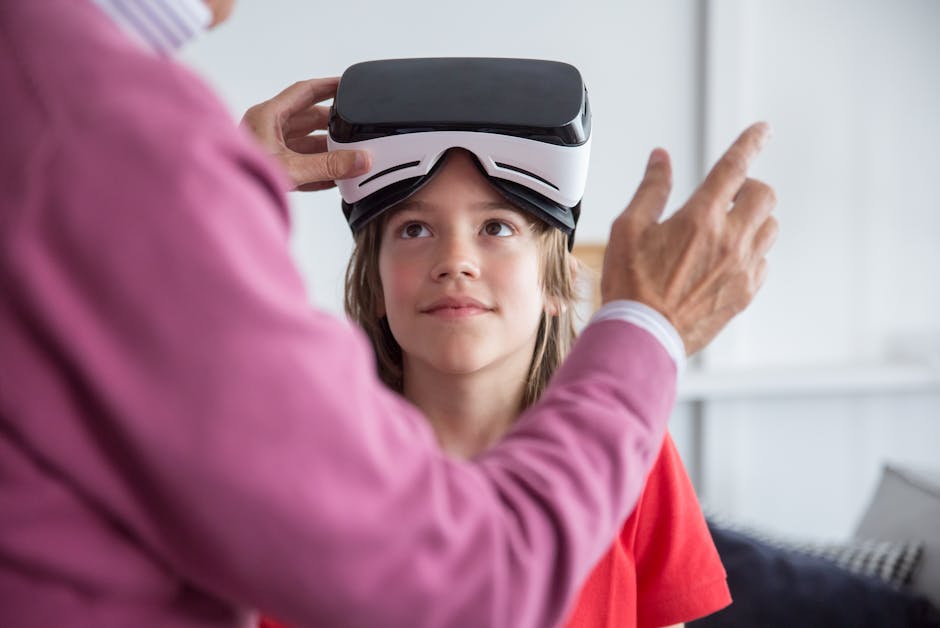 Ragazzo che indossa visore VR con aiuto, esplorando il futuro dell'elettronica e innovazione tecnologica per nuove esperienze immersive