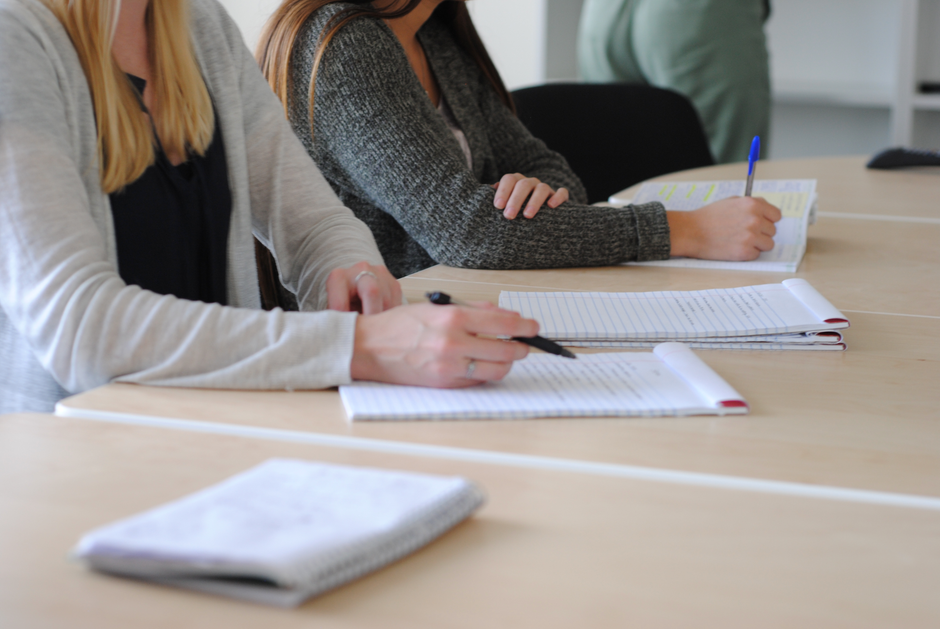 Formazione Scuola Lavoro: il paradosso del decennio tra obblighi normativi e realtà dei percorsi