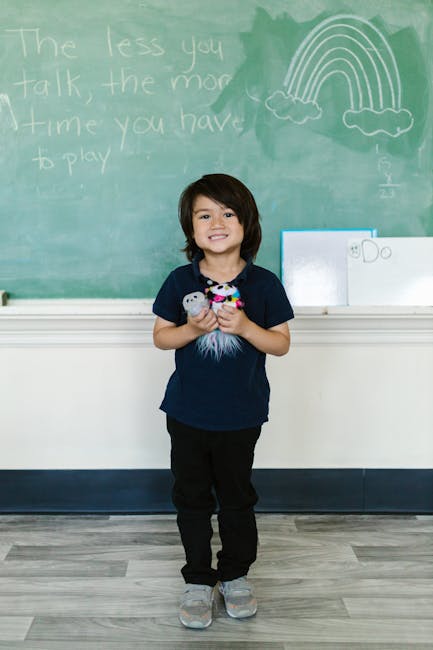 Solidarietà per Niscemi: La Flc Cgil di Messina dona materiali scolastici e giocattoli agli studenti dell’IC Salerno