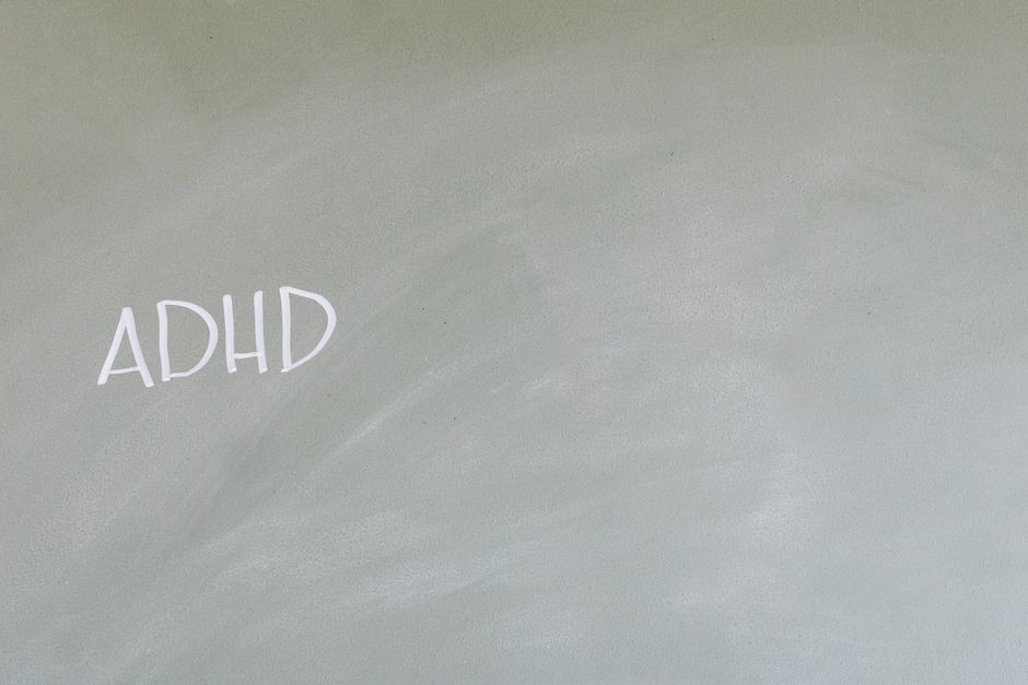 Bocciatura per studenti con ADHD e DOP: il TAR conferma che le tutele BES non garantiscono la promozione automatica