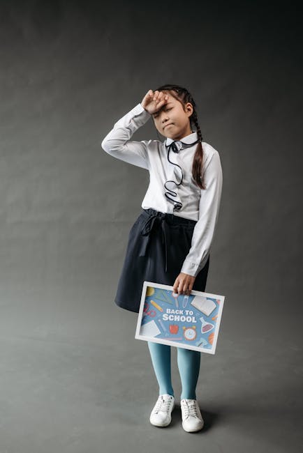 Referendum: gli scrutatori puliscono la scuola e i bambini tornano in aule pronte