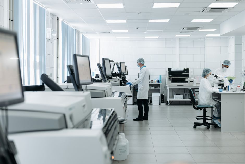 Gestione laboratori professionalizzanti e fondi PNRR: le nuove regole per evitare revoche e contenziosi