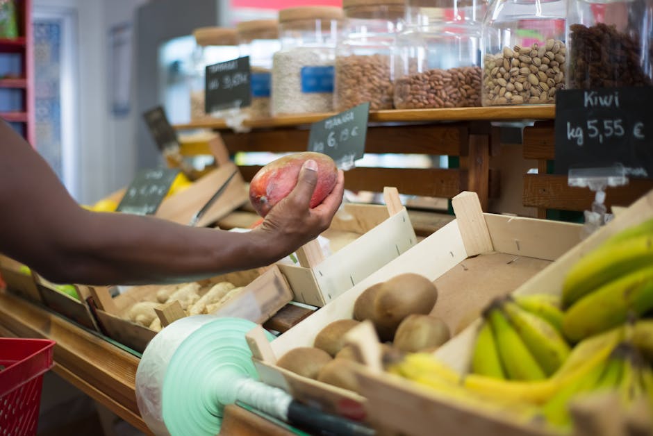 Frutta e verdura nelle scuole 2026/27: MASAF stanzia oltre 14 milioni di euro; bando aperto fino al 6 luglio