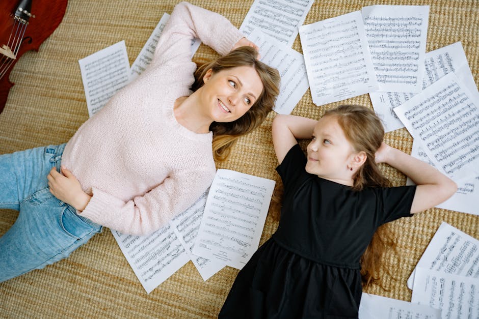 Maestra in pensione con bambina tra spartiti musicali, attività per bambini in affido nel bosco, apprendimento creativo e musicale
