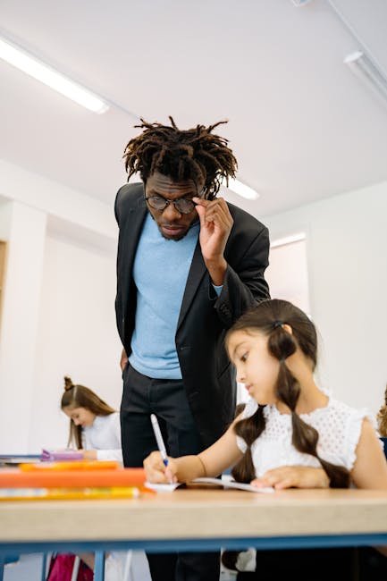 Mobilità docenti in Sicilia 2026/27: 368 cattedre in primaria e 71 posti sul sostegno alle superiori, dati UIL